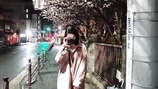 反差网红女神，劲爆身材波涛胸涌