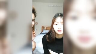 【姐弟乱伦】爸妈出去玩换妻姐弟俩在家里搞乱伦