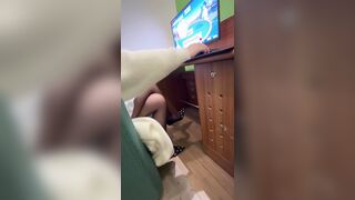会喷水的亲姐姐-网吧里跳蛋调教姐姐直接在厕所打炮