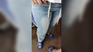 海角乱伦 下班回家偷看妹妹洗澡合欢，在浴室湿身与后入猛干间感受少女沦陷