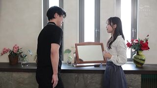 JUR-409 [中文字幕] 为了让妻子承认爱意 我将她与精力旺盛的后辈单独相处3小时...在16发不中断内射追击下被NTR的实录...市来まひろ
