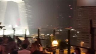 大长腿高颜值美少妇瑶瑶和老外大屌男友吃饱回房间换上情趣内衣大干一场