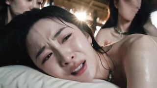 我在荒岛驯服女星_母女篇中下 一龙御三凤