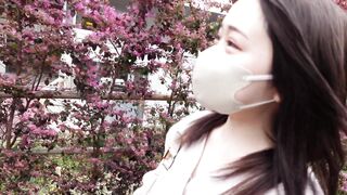 FC2-PPV-3499445 一名刚搬到东京的女大学生被带到公园里的小厕所并被强行射精到嘴里