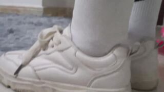 雨涵妹妹 主动请绳缚身 白袜交叉驷马 可爱的呻吟 十分完美的欺负体验