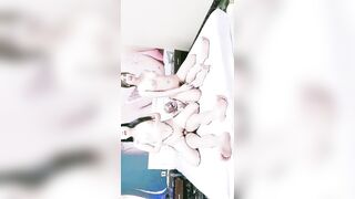 【激情乱伦-下篇】激情小伙PK精神小妹，尖叫隆隆声的房间吊炸天！高潮不断，连续打庄爆艹小骚逼！！