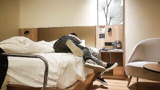 新晋老哥约操御姐，洗完澡直接开操，骑乘打桩机，搞得爽了浪叫不断