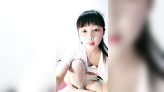 极品02年可爱萌妹【大学宿舍】下海捞金【下篇】花季颜值大开M腿，速插敏感嫩鲍淫汁不断溅出，媚态尽露，少女极致享受表情太上头了