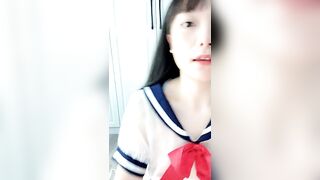 顶级颜值超卡哇伊萌妹下海大尺度秀【上篇】性感情趣透视装，肉感身材美乳，翘起大屁股扣穴，浴室湿身诱惑假屌抽插