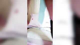 黑丝小淫娃激情大秀，白虎骚逼看着水好多，自慰呻吟道具爆菊花不停抽插，撅着屁股给狼友看好刺激不要错过