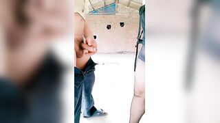 黑丝高跟骚姐姐【上篇】勾搭库房大爷，衣服都没脱就干上了，全程露脸深喉大鸡巴，无套爆草抽插，淫声荡语不断浪叫