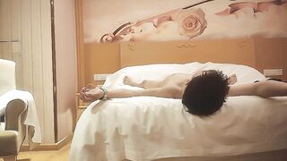 【探花精品】加钟才是尊重，美少妇稍事休息，聊天调情，宛如情人相聚